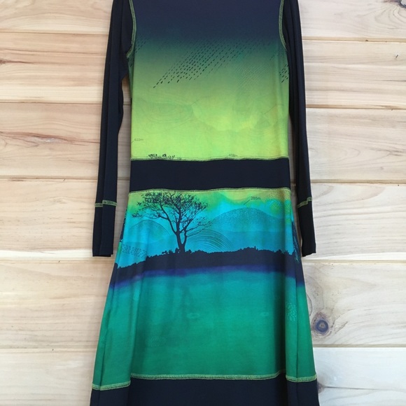 Anatopik dress and scarf set - Picture 2 of 15